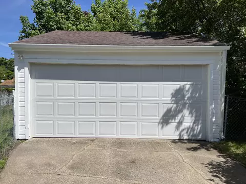 841 Fleming Ave, Jackson, MI 49202 photo 2