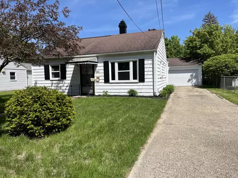 841 Fleming Ave, Jackson, MI 49202