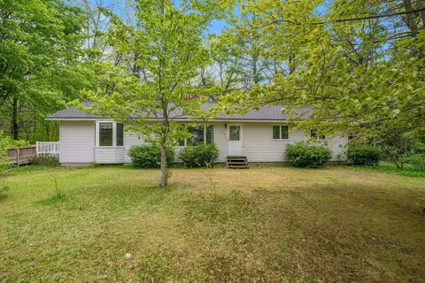 11032 Evergreen St, Holton, MI 49425