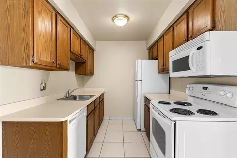 34673 Clarkson Dr E #77, Fraser, MI 48026 photo 9