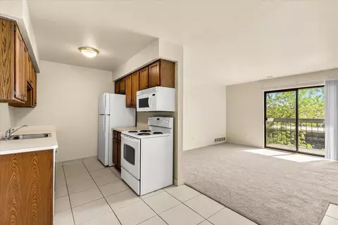 34673 Clarkson Dr E #77, Fraser, MI 48026 photo 8