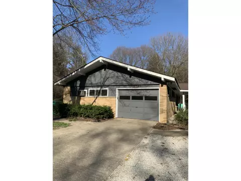 669 Sylvan Dr, Battle Creek, MI 49017