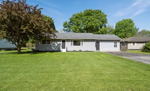 5260 Rives Junction Rd, Jackson, MI 49201