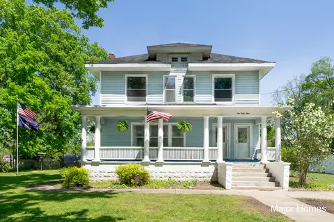 149 Main St, Saranac, MI 48881 photo 3
