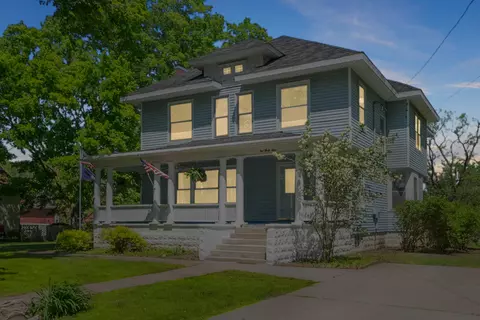 149 Main St, Saranac, MI 48881 photo 2