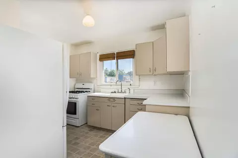 116 W Prospect St, Jackson, MI 49203 photo 6