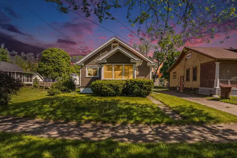 116 W Prospect St, Jackson, MI 49203