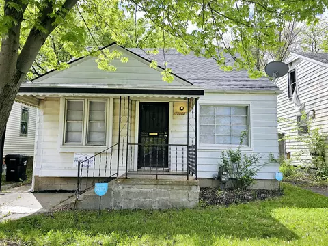 11088 Charlemagne Ave, Detroit, MI 48213