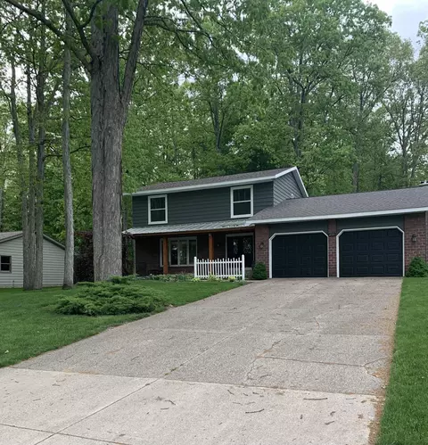 4331 Shady Oak Ct, Hudsonville, MI 49426
