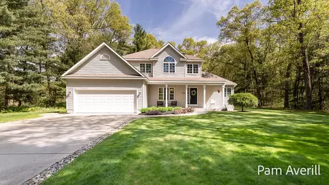 3754 Macarthur Rd, Muskegon, MI 49442