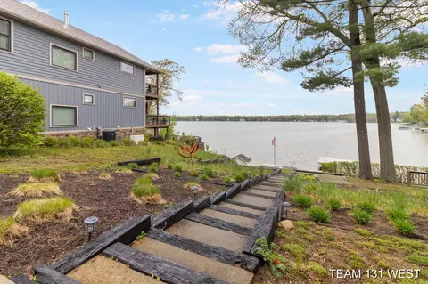 9630 Peninsula Dr, Grant, MI 49327 photo 9