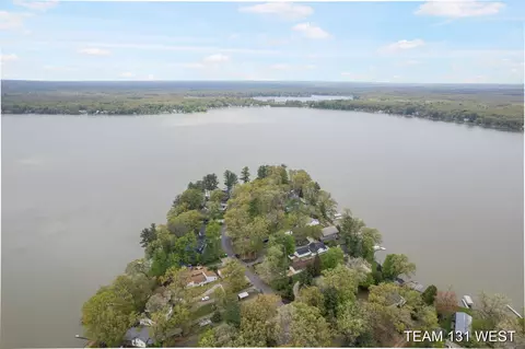 9630 Peninsula Dr, Grant, MI 49327 photo 18