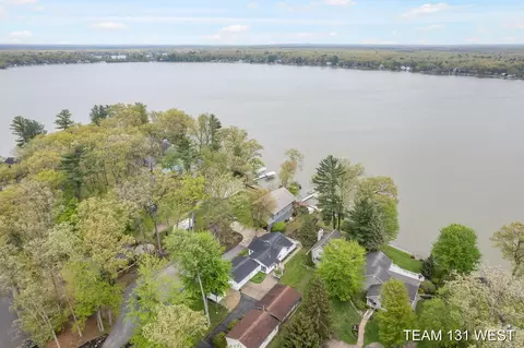 9630 Peninsula Dr, Grant, MI 49327 photo 21