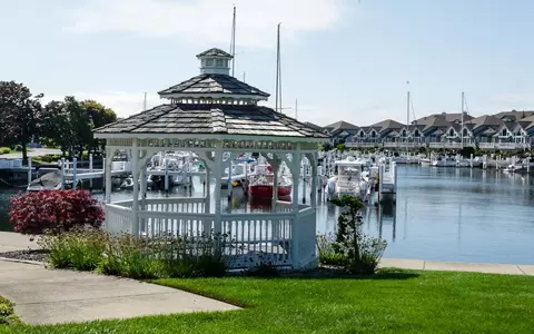 18 Marina Dr, Manistee, MI 49660 photo 7
