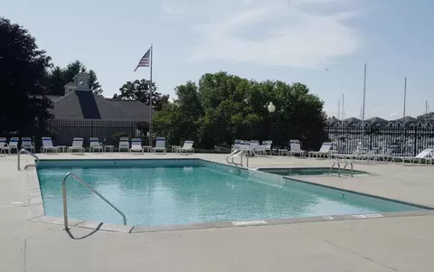 18 Marina Dr, Manistee, MI 49660 photo 5