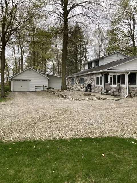Exterior - 7430 Frank Rd, Reading, MI 49274 photo 31 of 41