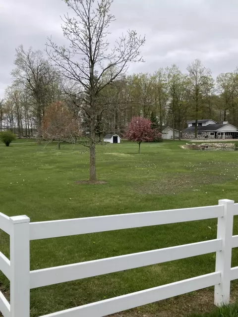 Exterior - 7430 Frank Rd, Reading, MI 49274 photo 11 of 41