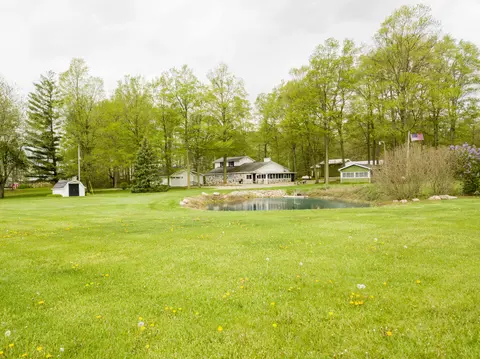 Exterior - 7430 Frank Rd, Reading, MI 49274 photo 5 of 41