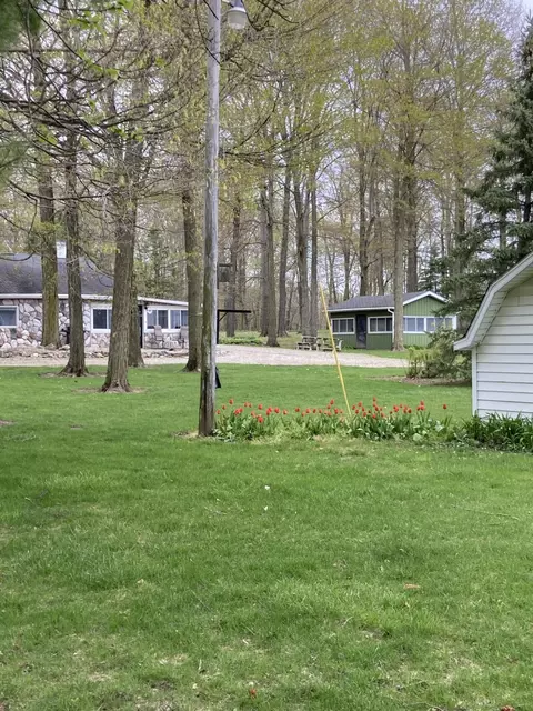 Exterior - 7430 Frank Rd, Reading, MI 49274 photo 14 of 41