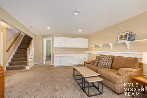 1133 Dogwood Meadows Dr SE, Ada, MI 49301 photo 10