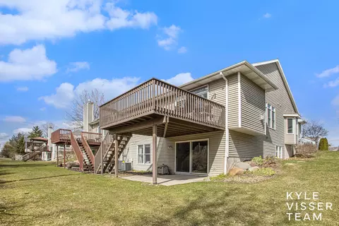 1133 Dogwood Meadows Dr SE, Ada, MI 49301 photo 15