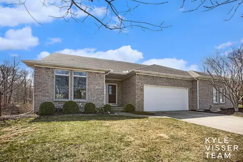 1133 Dogwood Meadows Dr SE, Ada, MI 49301