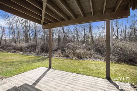 1133 Dogwood Meadows Dr SE, Ada, MI 49301 photo 16