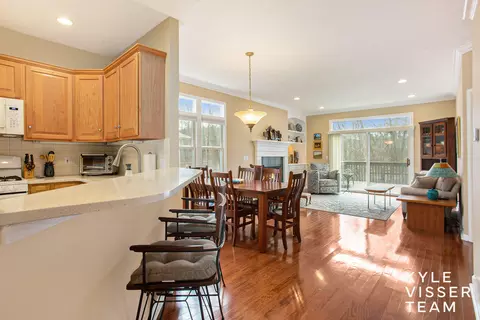 1133 Dogwood Meadows Dr SE, Ada, MI 49301 photo 3
