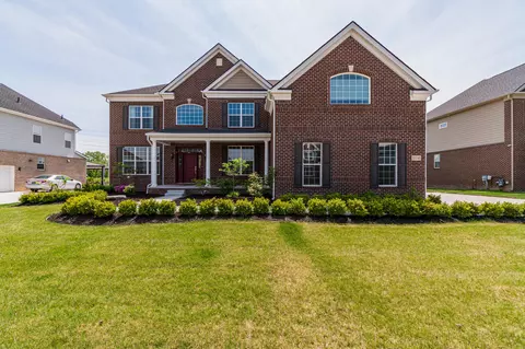 51140 Silverton, Canton, MI 48187 photo 2