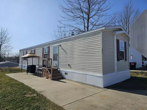 4612 Ilium Ln, Walker, MI 49534