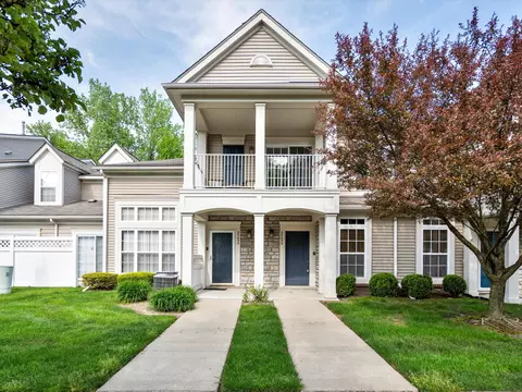 25639 Sun Sail Ct, Harrison Township, MI 48045
