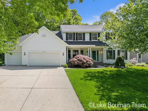 3910 Wilton Dr SE, Grand Rapids, MI 49508