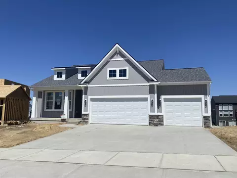 8261 Brickley St, Byron Center, MI 49315