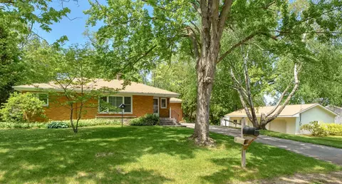 224 Cottage St, Plainwell, MI 49080