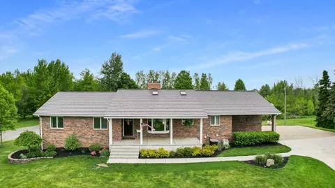 10231 W Chadwick Rd, Eagle, MI 48822
