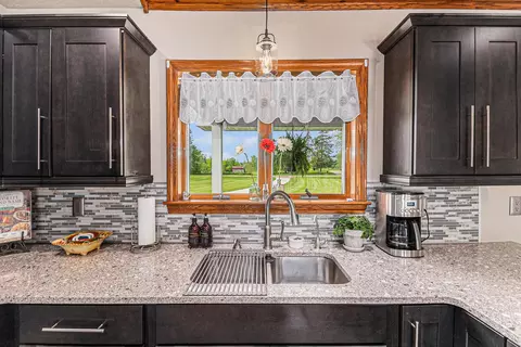 10231 W Chadwick Rd, Eagle, MI 48822 photo 14