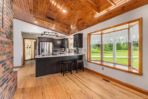 10231 W Chadwick Rd, Eagle, MI 48822 photo 11