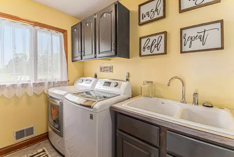 10231 W Chadwick Rd, Eagle, MI 48822 photo 15
