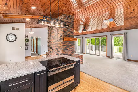 10231 W Chadwick Rd, Eagle, MI 48822 photo 12