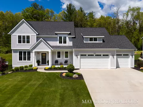 2891 Provin Oaks Ct NE, Grand Rapids, MI 49525