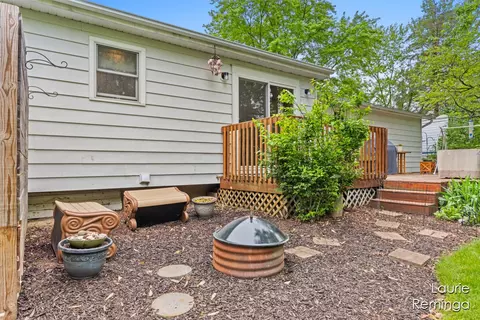 325 Springreene Dr SE, Ada, MI 49301 photo 15