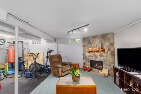325 Springreene Dr SE, Ada, MI 49301 photo 13