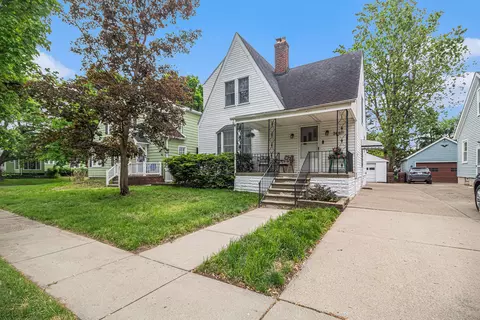 34611 Chestnut St, Wayne, MI 48184 photo 3