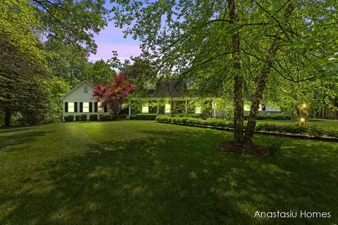 7540 Conservation St NE, Ada, MI 49301