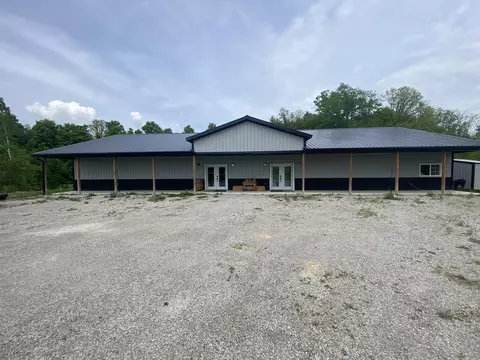 378 E Bell St, Camden, MI 49232