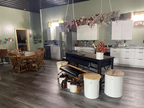 378 E Bell St, Camden, MI 49232 photo 7