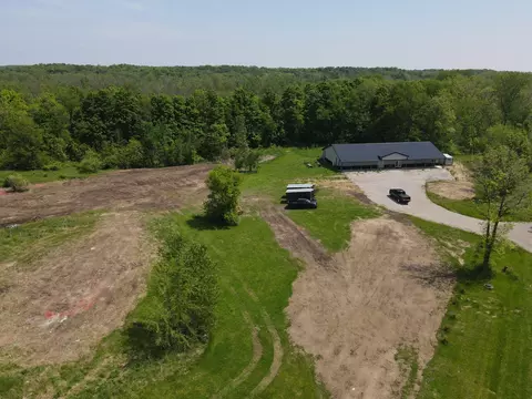 378 E Bell St, Camden, MI 49232 photo 3