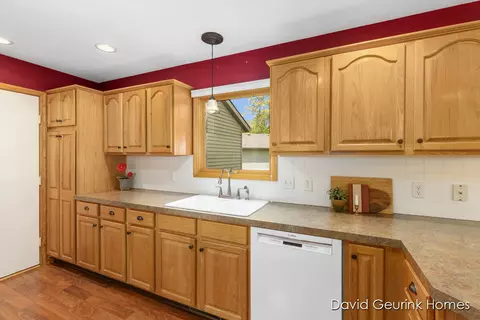 6163 Pebble Dr, Allendale, MI 49401 photo 9