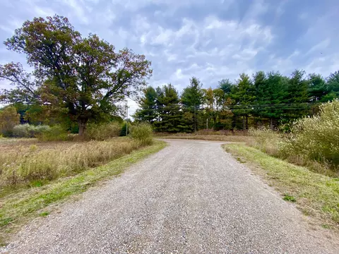 Talon Drive, Eaton Rapids, MI 48827