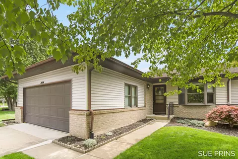 2156 Remington Way NE #172, Grand Rapids, MI 49505